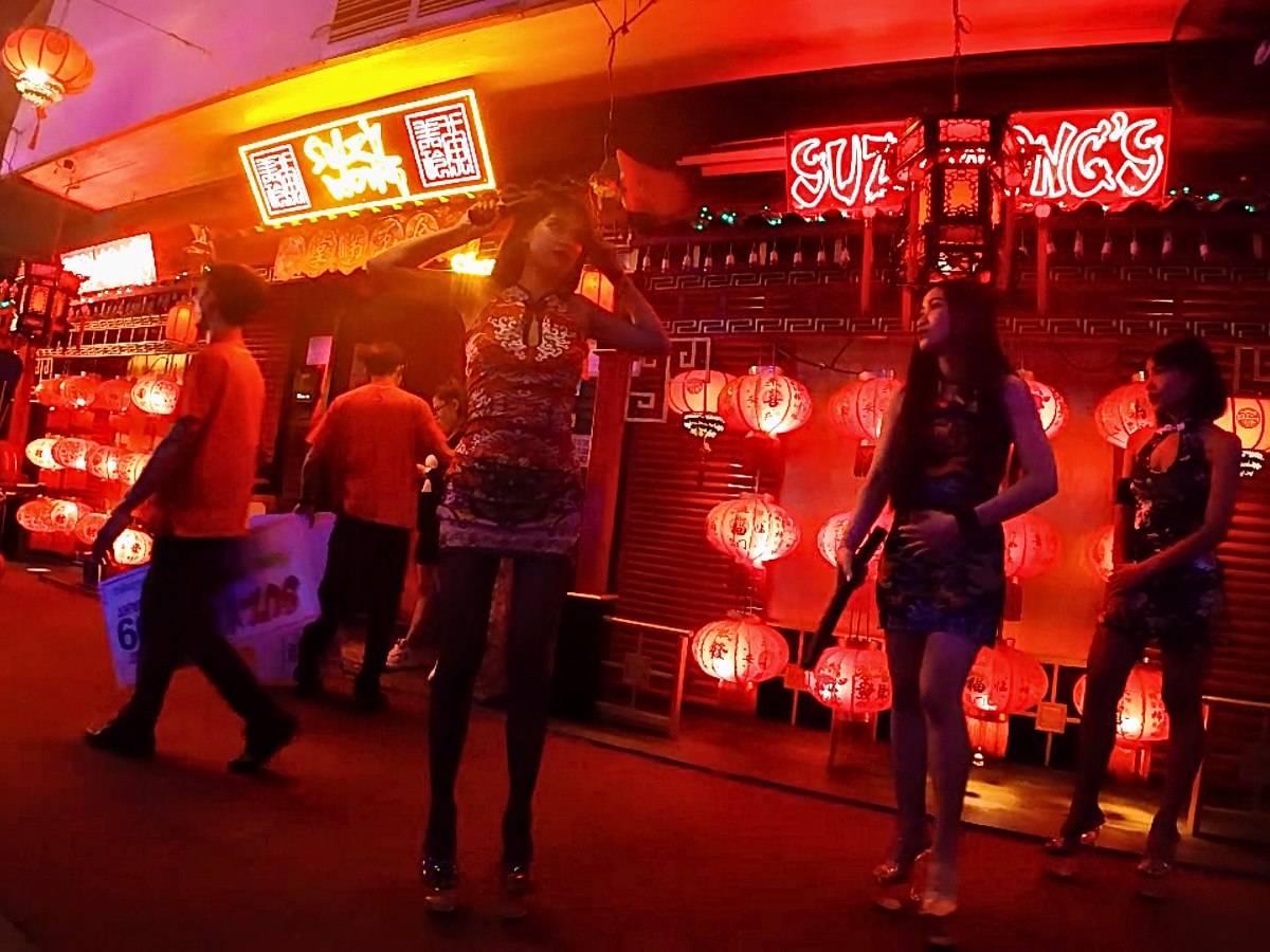 Phuket Nightlife Guide: Soi Seadragon and Suzie Wong's thumbnail
